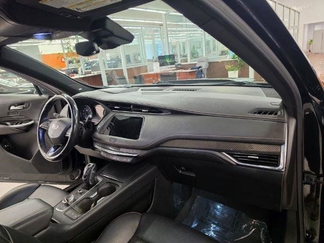 Used 2019 Cadillac XT4 Sport AWD/4WD image 9