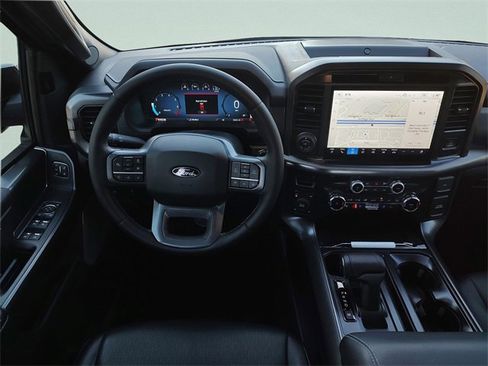 Used 2025 Ford F150 Lariat image 13