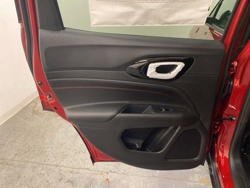 Used 2026 Jeep Compass Trailhawk image 19