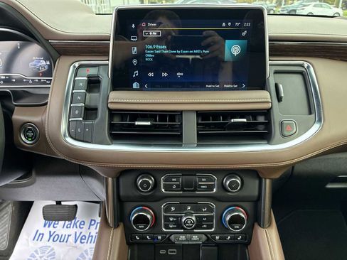 Certified 2023 Chevrolet Suburban High Country image 13