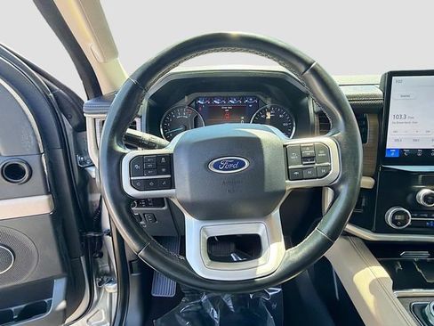 Used 2023 Ford Expedition Max Limited AWD/4WD image 11