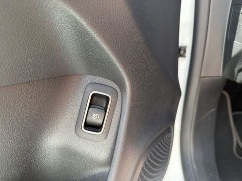 Used 2025 Mercedes-Benz CLA 250 image 37