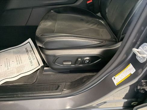 Used 2023 Jeep Grand Cherokee Altitude image 14