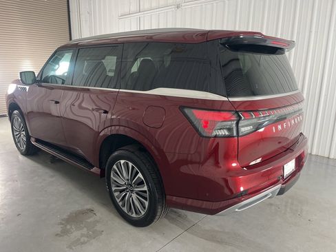 Certified 2025 INFINITI QX80 Sensory image 4