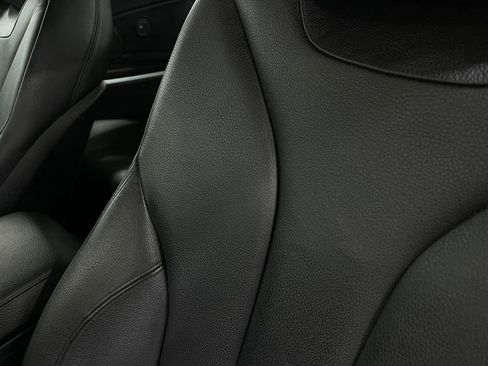 Used 2017 BMW 430i Convertible w/ Premium Package image 18