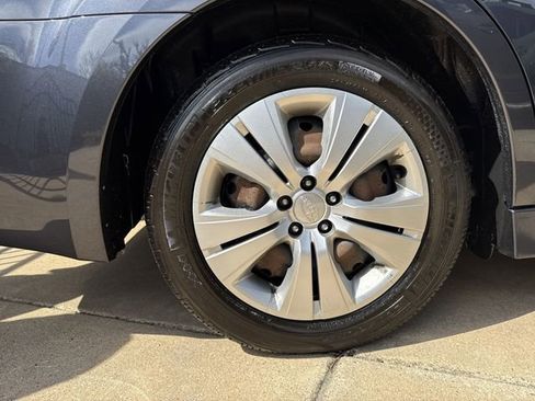 Used 2012 Subaru Legacy 2.5i image 21