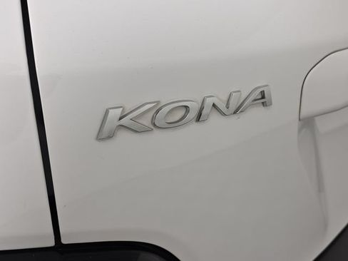 Used 2023 Hyundai Kona SEL w/ Cargo Package AWD/4WD image 11