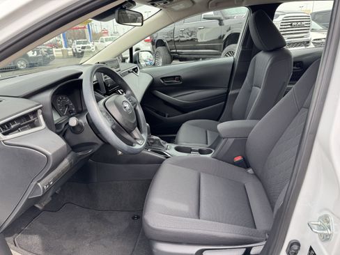 Used 2024 Toyota Corolla LE image 26