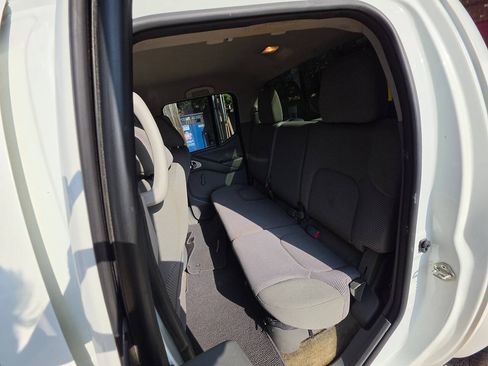 Used 2017 Nissan Frontier S w/ S Work Truck Package (4X4) image 16