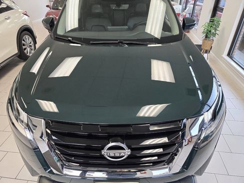 Used 2023 Nissan Pathfinder SL image 7