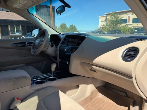 Used 2013 Nissan Pathfinder S AWD/4WD image 27