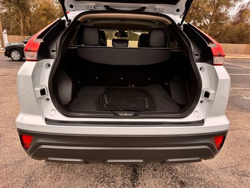Used 2023 Mitsubishi Eclipse Cross SE image 14