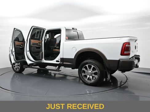 Used 2024 RAM 2500 Limited w/ Towing Technology Group AWD/4WD image 38