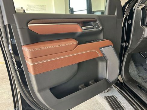 New 2026 GMC Sierra 2500 Denali Ultimate image 10