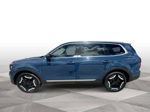 Certified 2023 Kia Telluride S w/ S Sunroof Package image 5