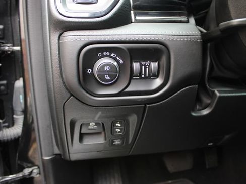 Used 2026 RAM 1500 Limited w/ Trailer Tow Group AWD/4WD image 20