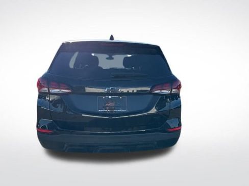 Used 2024 Chevrolet Equinox LS w/ LS Convenience Package image 5