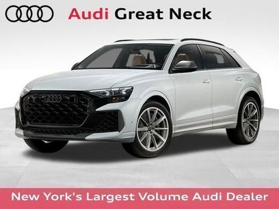 New 2025 Audi RS Q8 performance