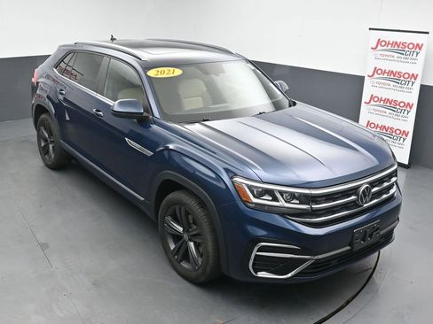 Used 2021 Volkswagen Atlas Cross Sport SE AWD/4WD image 24