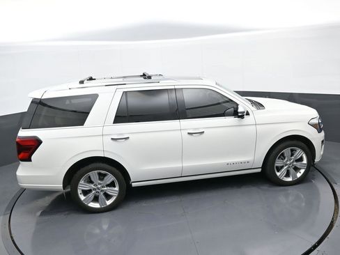 Used 2023 Ford Expedition Platinum image 37
