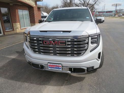 Used 2024 GMC Sierra 1500 Denali w/ Denali Reserve Package image 2