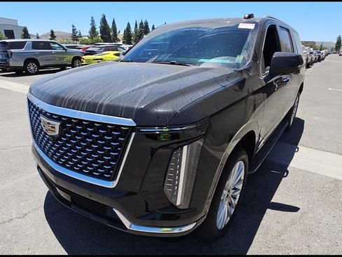 Used 2025 Cadillac Escalade ESV Luxury RWD image 1