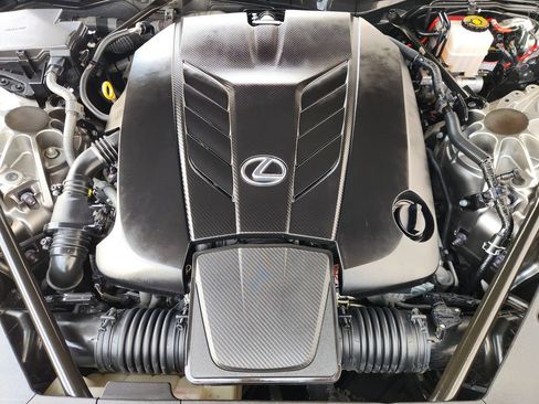Certified 2024 Lexus LC 500 Coupe w/ Dynamic Handling Package RWD image 32