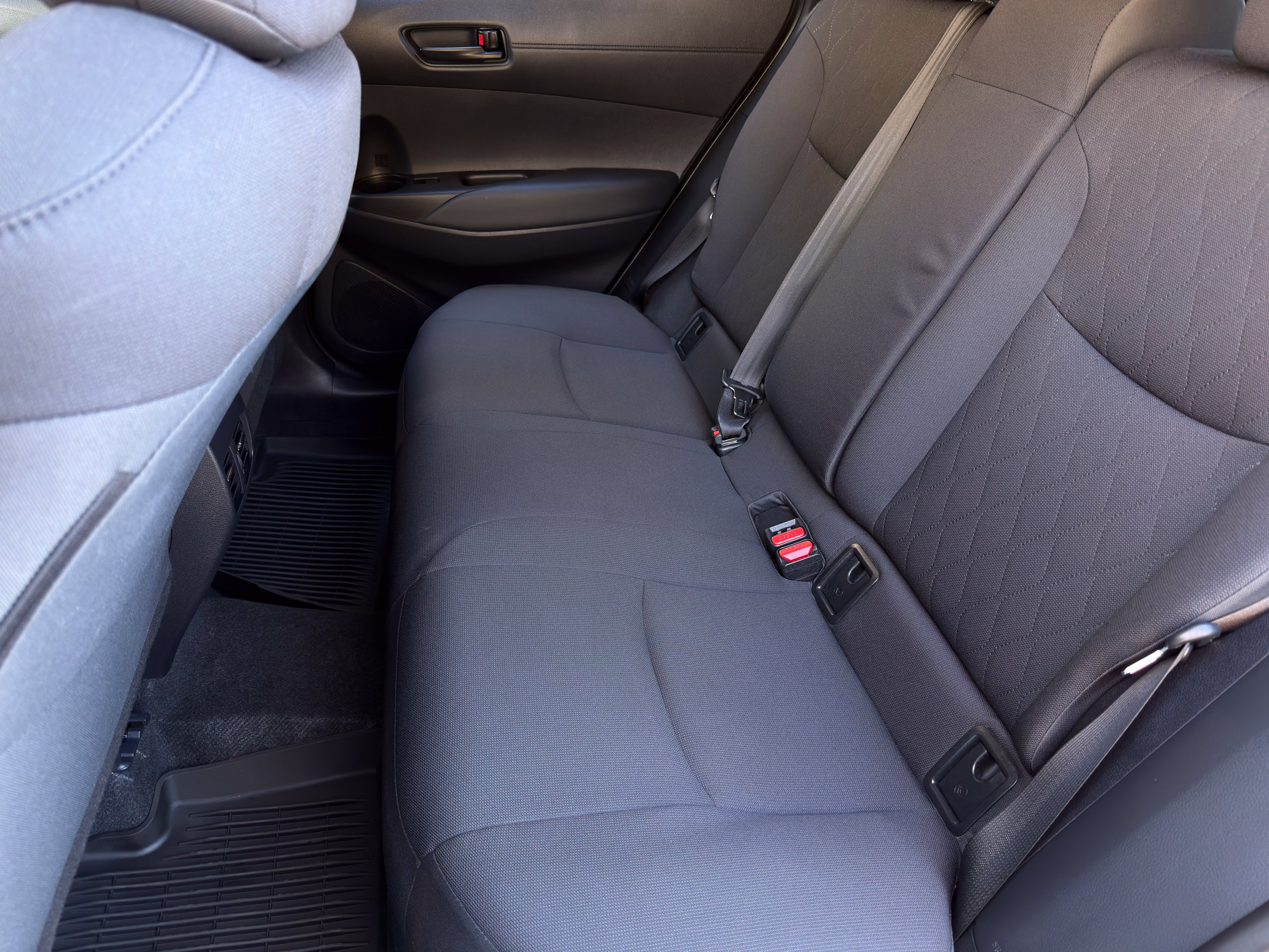 Certified 2025 Toyota Corolla Cross LE FWD image 19