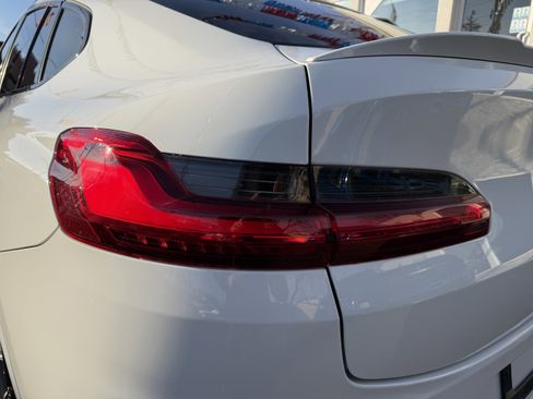 Used 2020 BMW X4 M Competition w/ Executive Package image 17