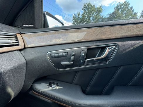 Used 2011 Mercedes-Benz E 350 E 350 Sedan 4D image 13