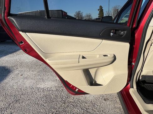 Used 2014 Subaru Crosstrek 2.0i Limited w/ Popular Package #2 image 18