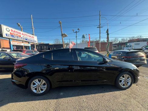 Used 2019 Hyundai Elantra Value Edition w/ Cargo Package image 9
