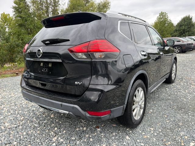 Used 2017 Nissan Rogue SV FWD image 5