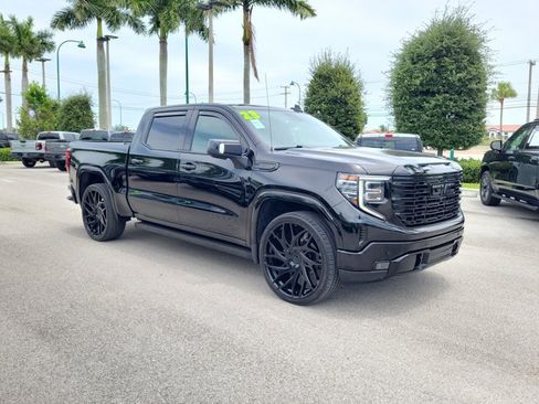 Used 2023 GMC Sierra 1500 Denali w/ Denali Reserve Package AWD/4WD image 35