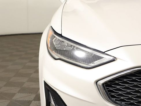 Used 2020 Ford Fusion Energi Titanium image 16