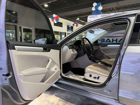 Used 2019 Volkswagen Passat 2.0T Wolfsburg FWD image 24