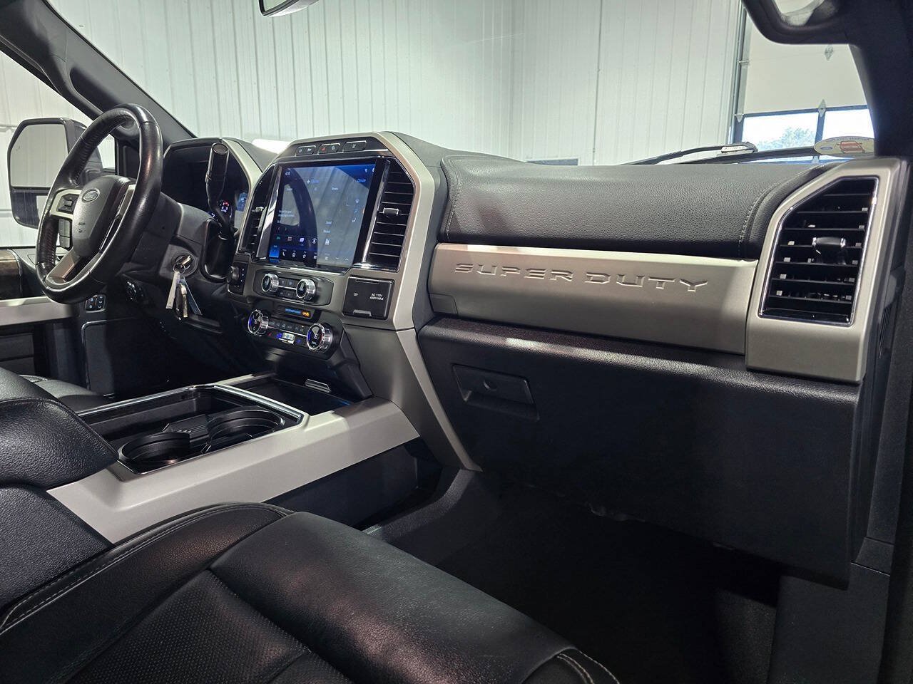 Used 2022 Ford F250 Lariat w/ Tremor Off-Road Package AWD/4WD image 13