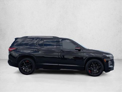 Used 2023 Chevrolet Traverse Premier w/ Redline Edition FWD image 4