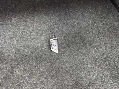 Used 2020 BMW 330i Sedan w/ Convenience Package image 81