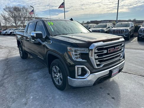 Used 2019 GMC Sierra 1500 SLT w/ Max Trailering Package image 4