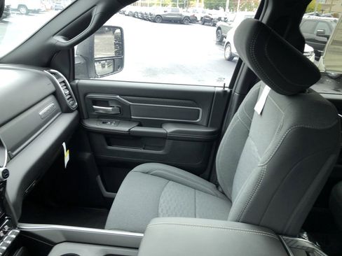 New 2026 RAM 2500 Big Horn image 31