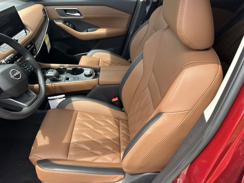 New 2026 Nissan Rogue Platinum AWD/4WD image 15