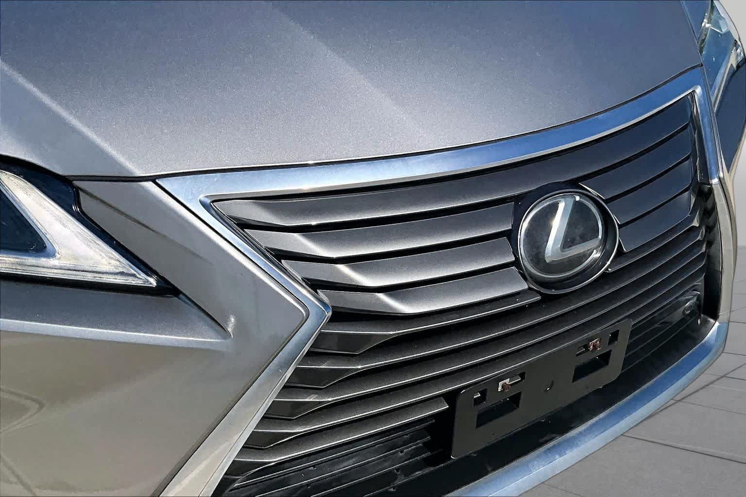 Used 2017 Lexus RX 350 FWD w/ Premium Package image 28
