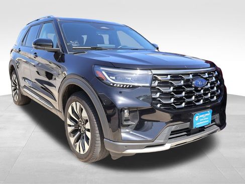 Used 2025 Ford Explorer Platinum w/ LUX Leather Package AWD/4WD image 9