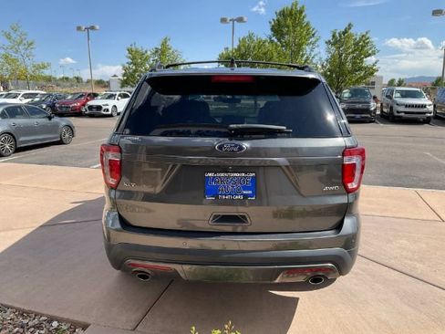 Used 2017 Ford Explorer XLT w/ Equipment Group 202A AWD/4WD image 6