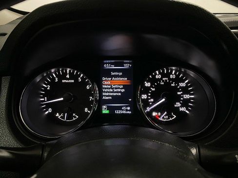 Used 2017 Nissan Rogue S image 18