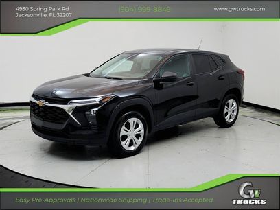 Used 2025 Chevrolet Trax LS