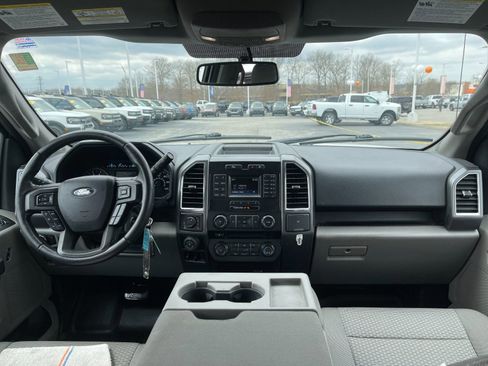 Used 2016 Ford F150 XLT w/ Equipment Group 301A Mid image 15