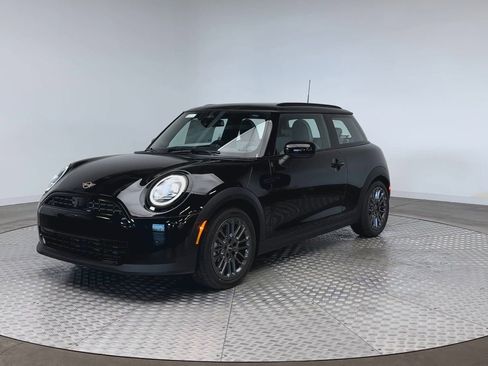 New 2026 MINI Cooper 2-Door Hardtop FWD image 4