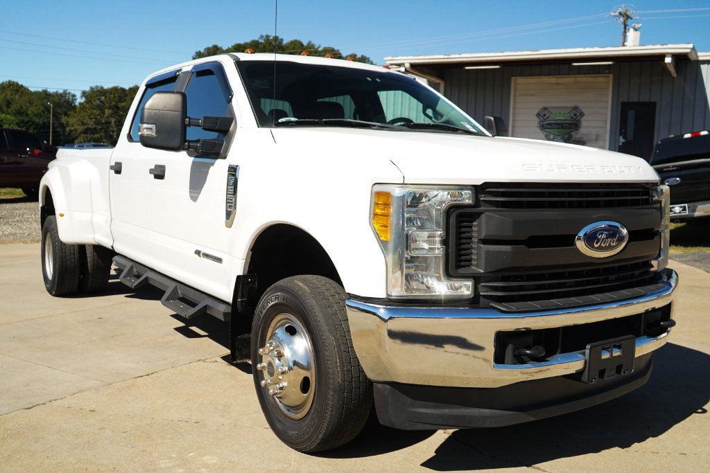 Used 2017 Ford F350 XL w/ Power Equipment Group AWD/4WD image 36